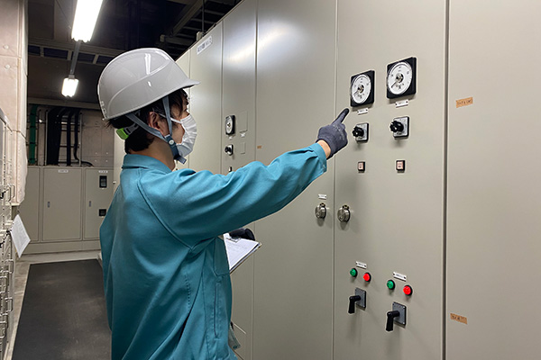 電気設備、空調設備、給排水設備、防災設備等の運転・保守 / 施設常駐管理